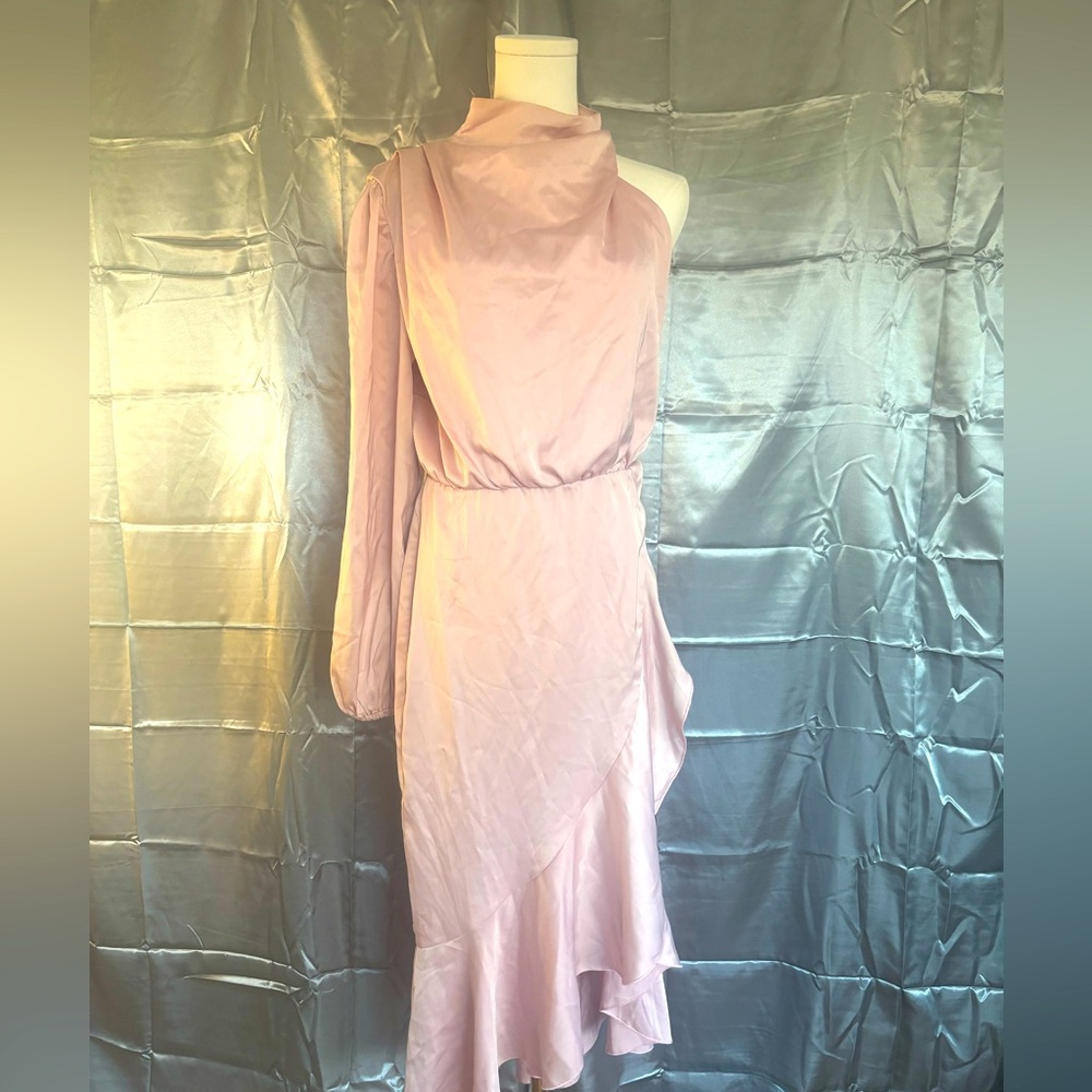 Elegant Pink One-Shoulder Dress - Picture 1 of 8